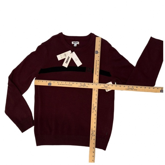 DKNY Men’s Wine Red Crewneck Sweater Size L – NWT – Logo Chest Stripe - Picture 4 of 15